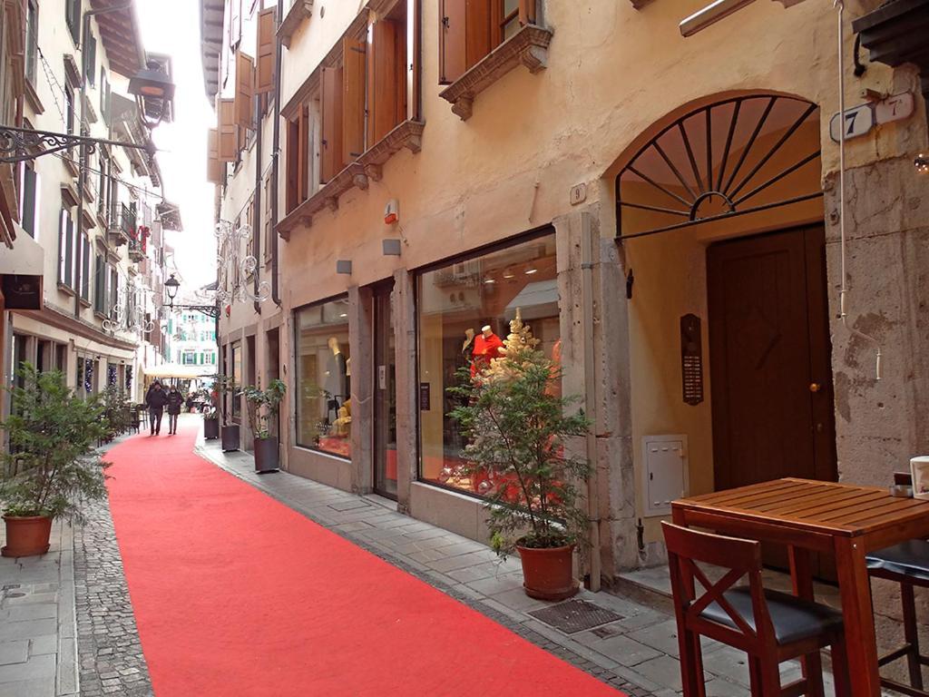 New Charme & Luxury - Sosa Residence In The Heart Of Udine Exteriör bild